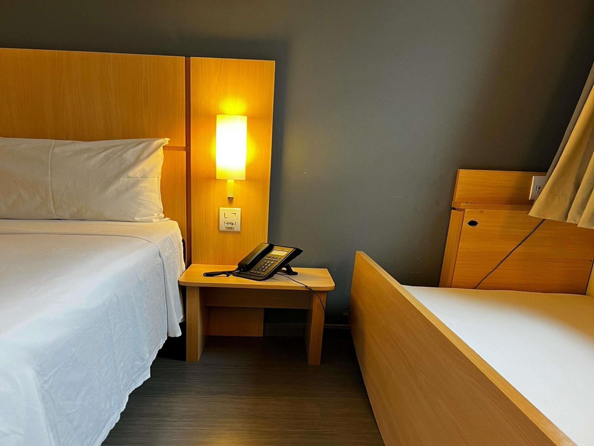 Ibis Catalao Hotell Eksteriør bilde