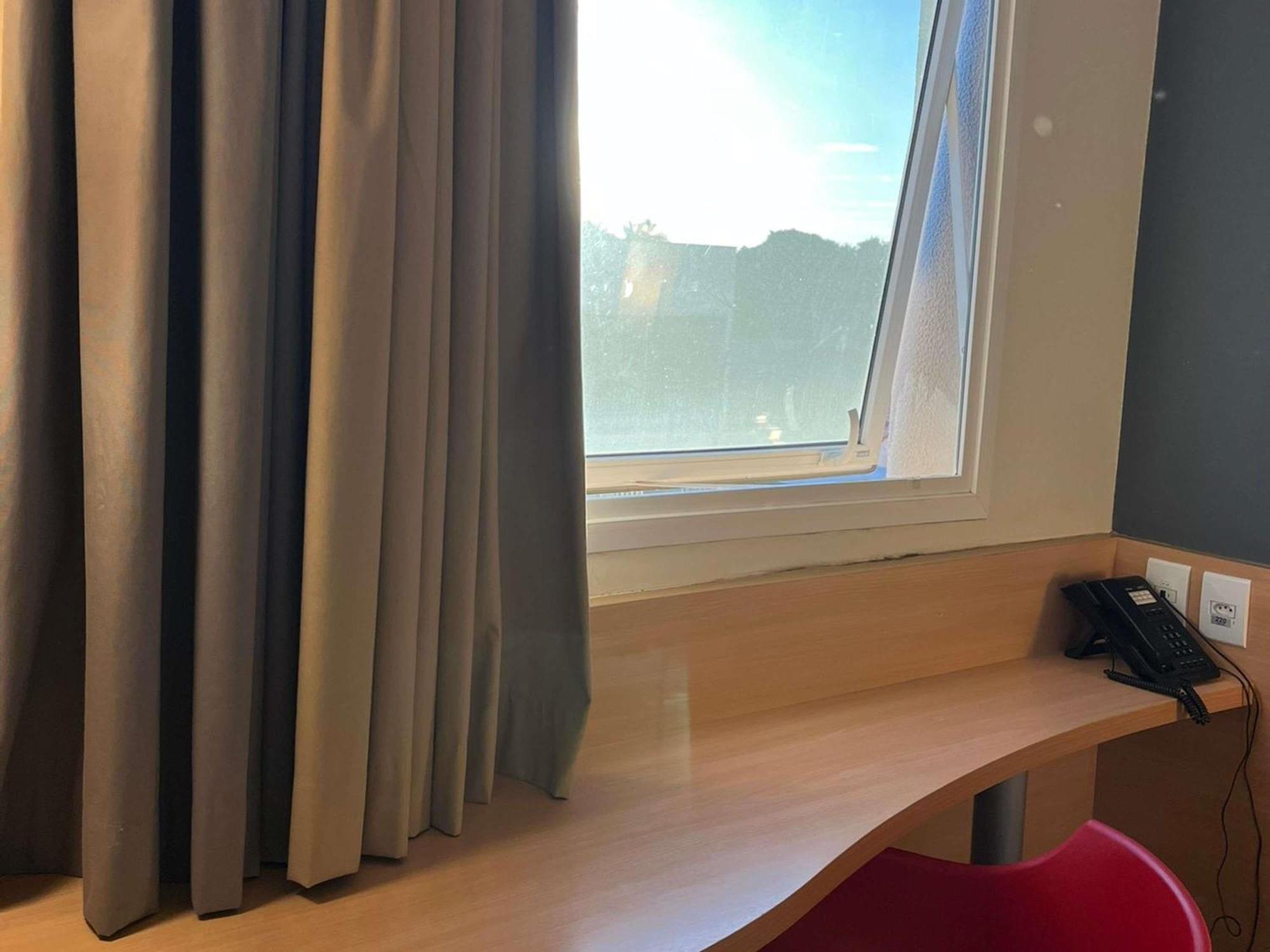 Ibis Catalao Hotell Eksteriør bilde