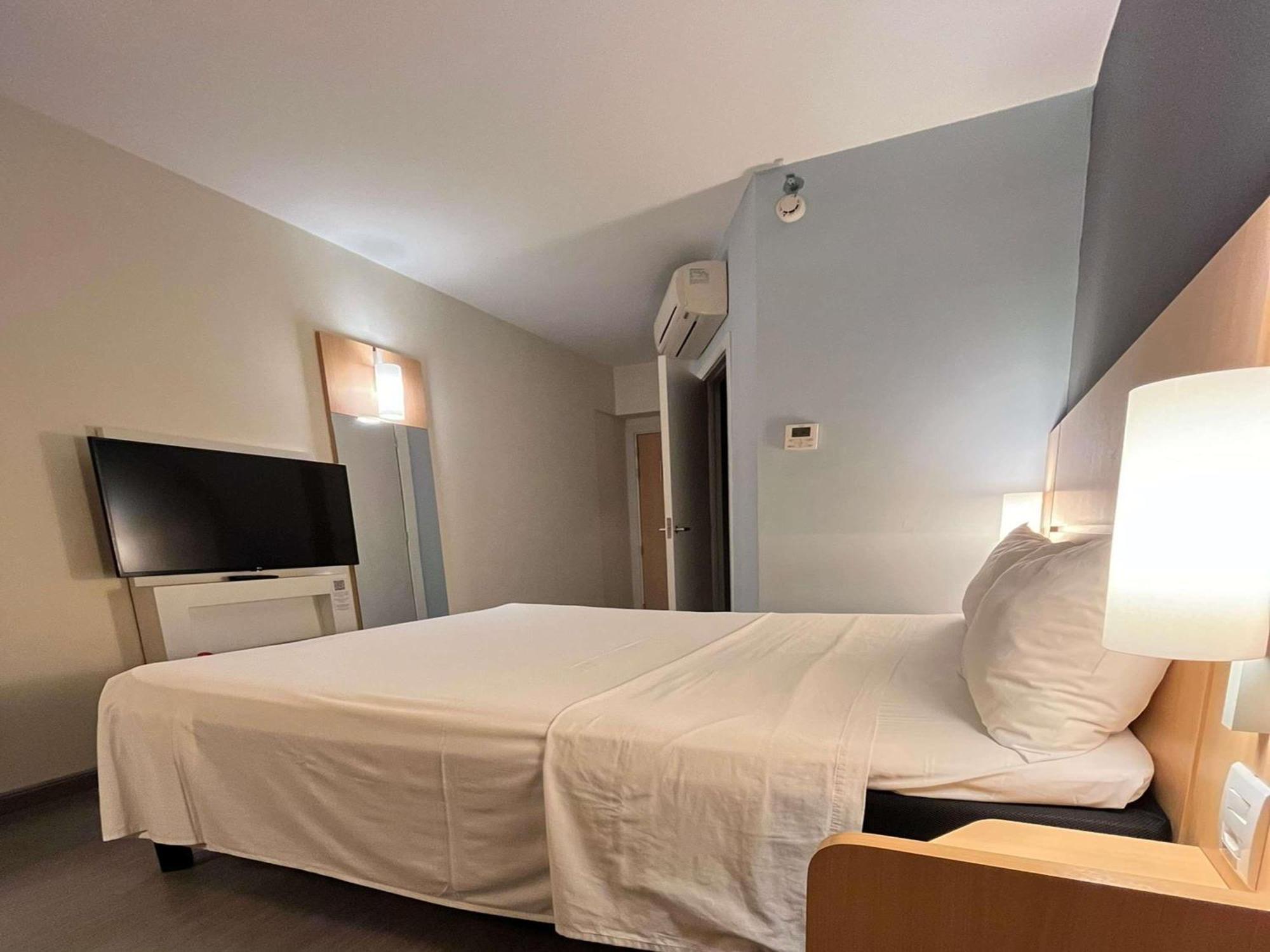 Ibis Catalao Hotell Eksteriør bilde