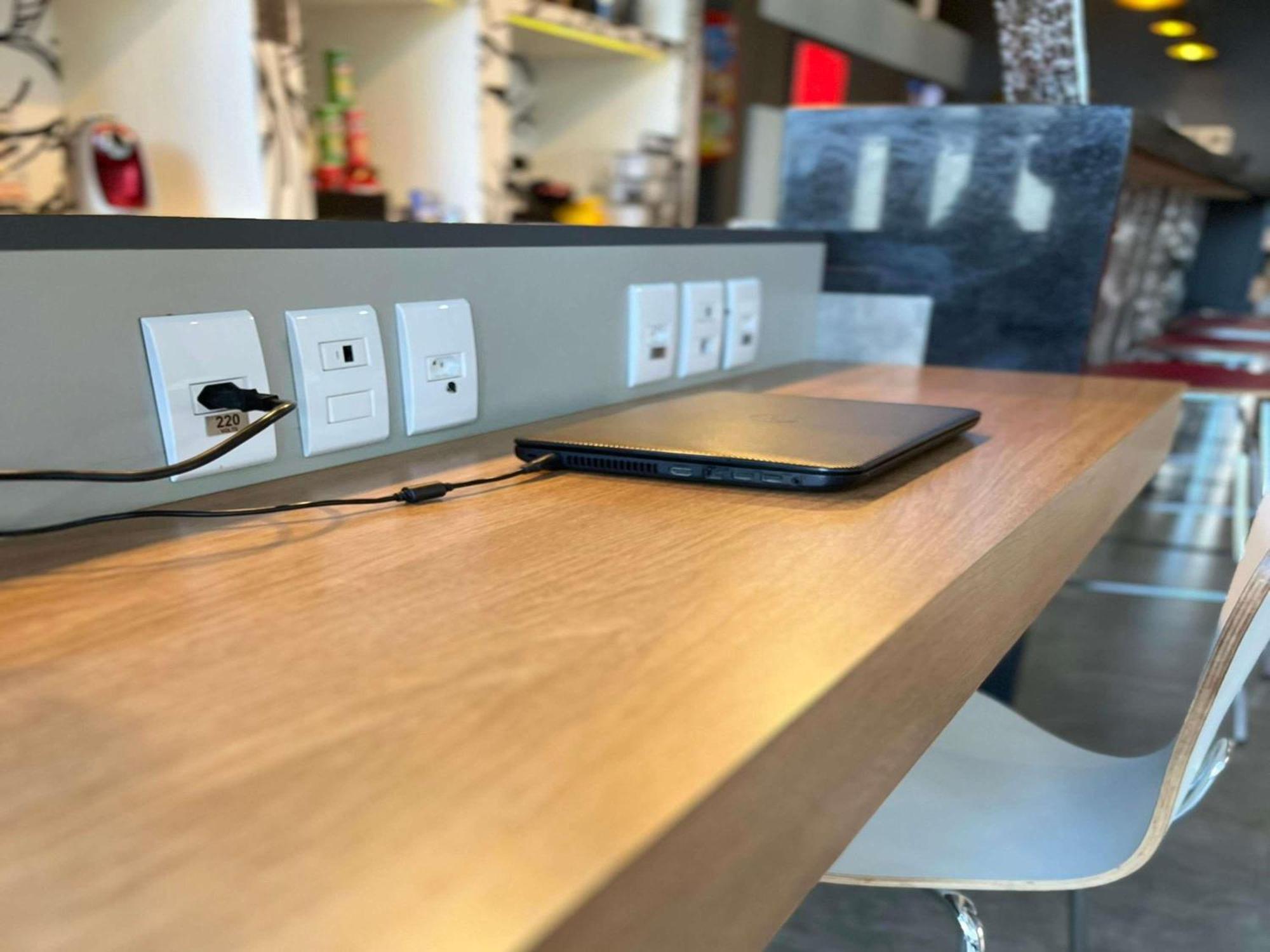 Ibis Catalao Hotell Eksteriør bilde