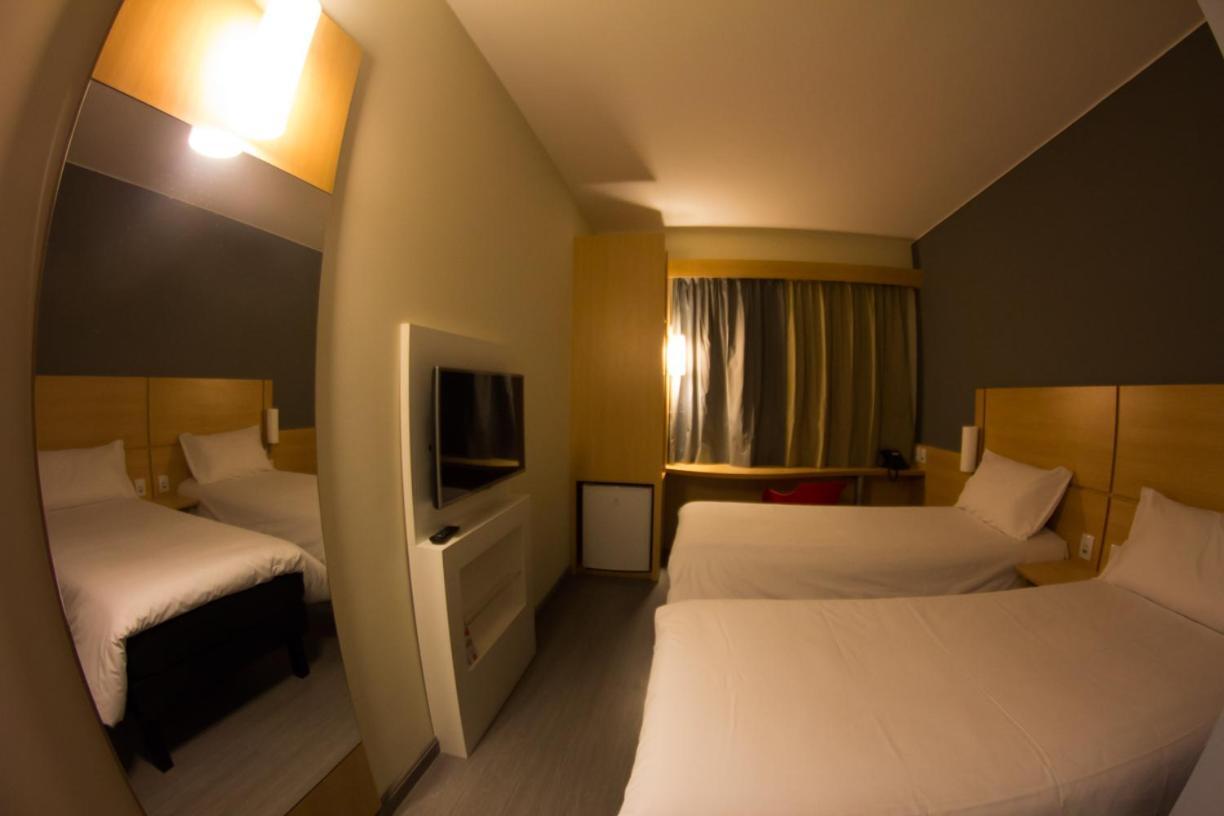 Ibis Catalao Hotell Eksteriør bilde